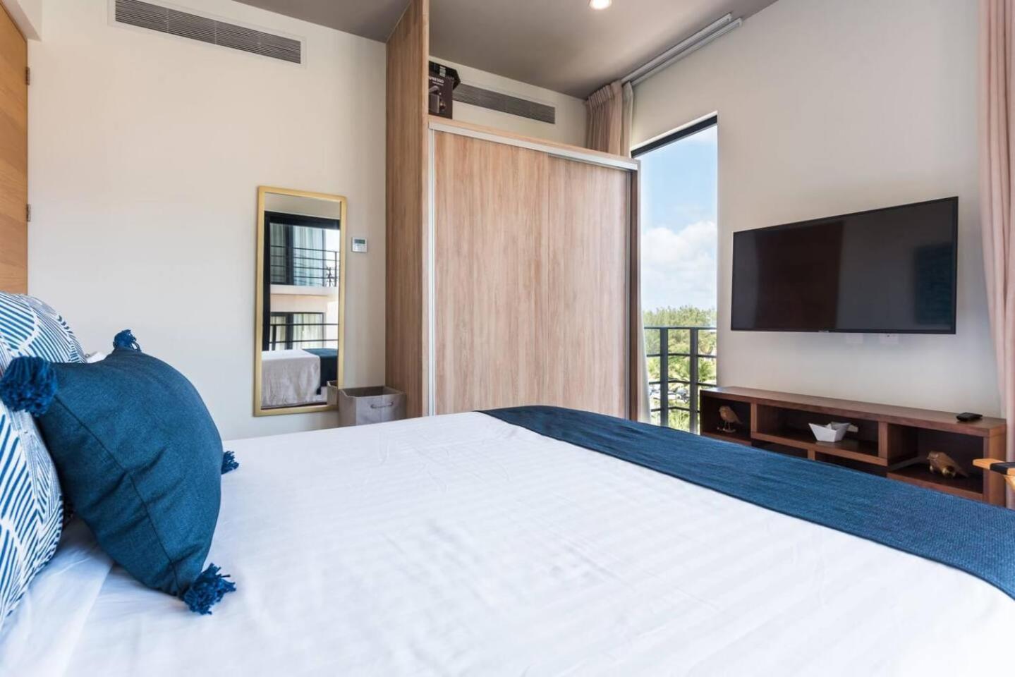 Luxury 1br 1ba Ocean View From Balcony And Rooftop